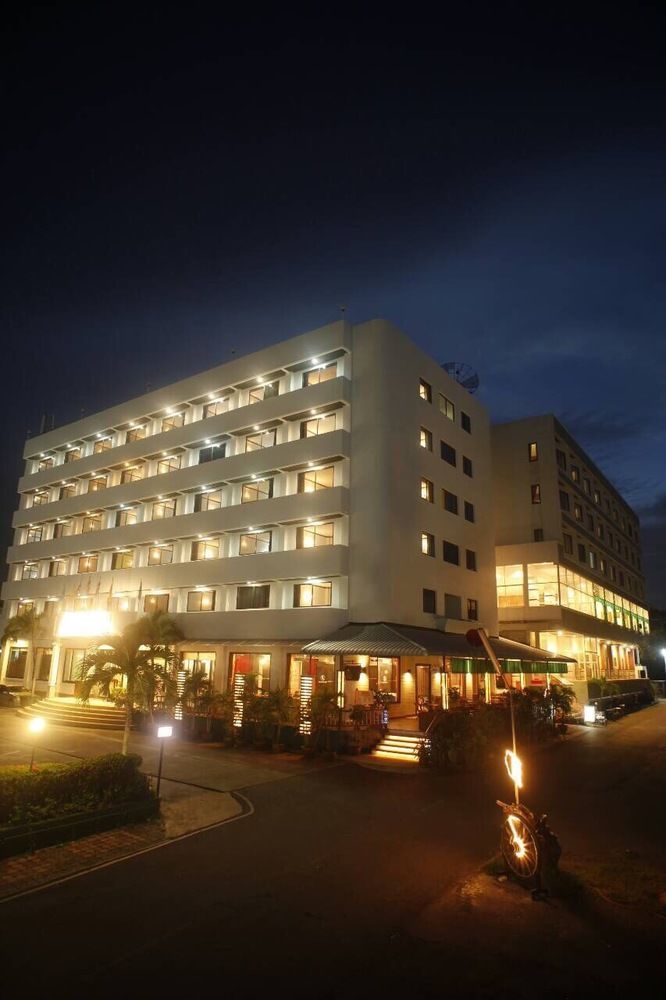 Boon Siam Hotel Krabi Exterior photo