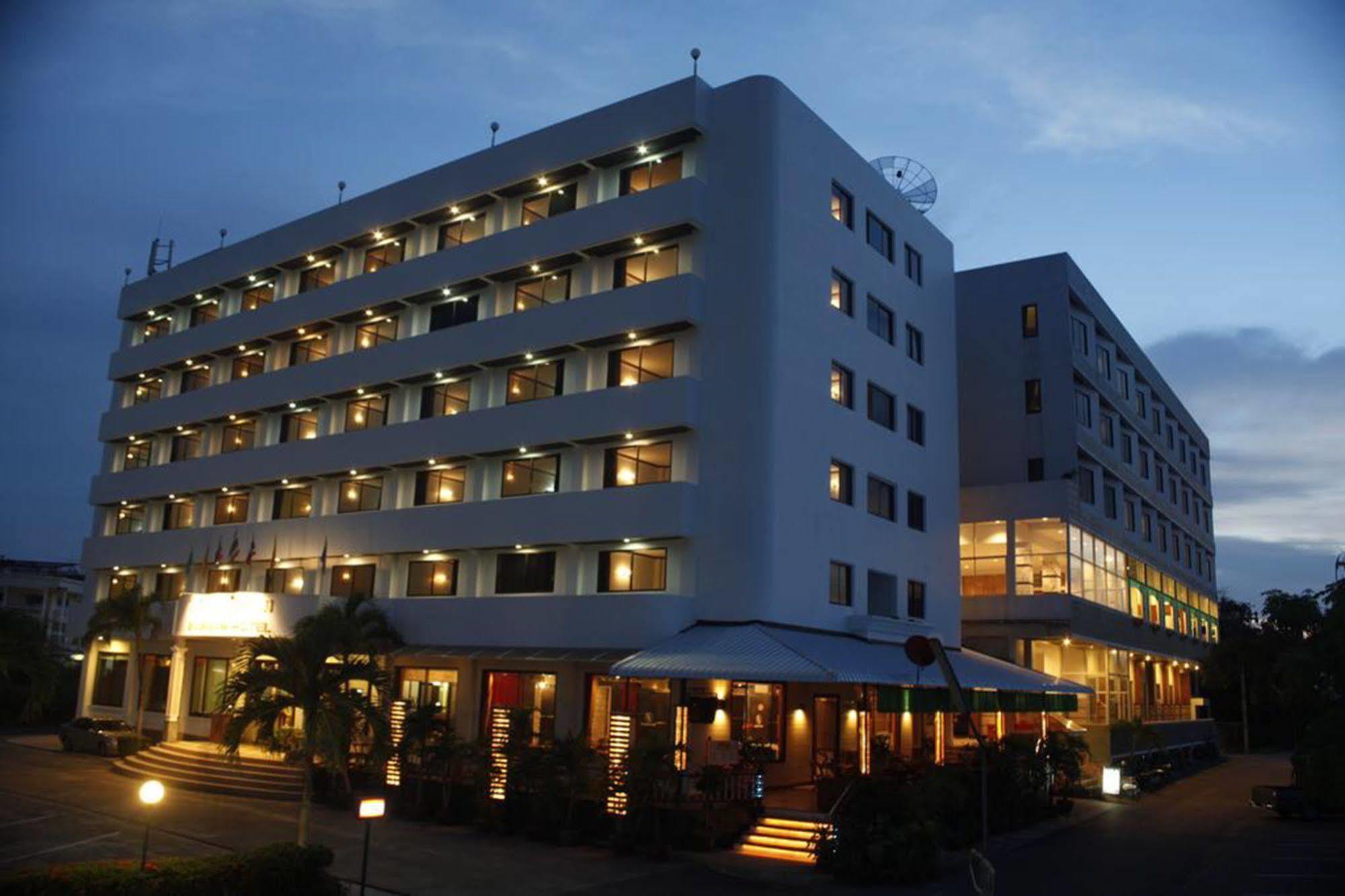 Boon Siam Hotel Krabi Exterior photo
